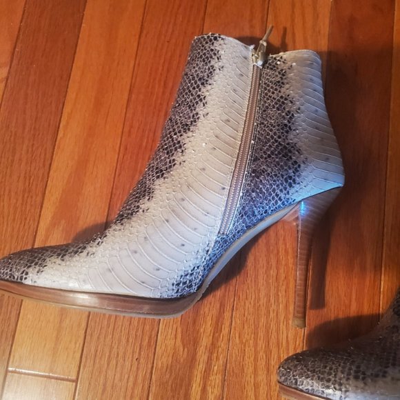 Stuart Weitzman Boots - Picture 1 of 4